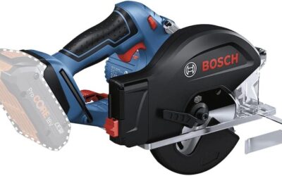 Test scie circulaire sans-fil Bosch GKM 18V-50 : puissance et sécurité