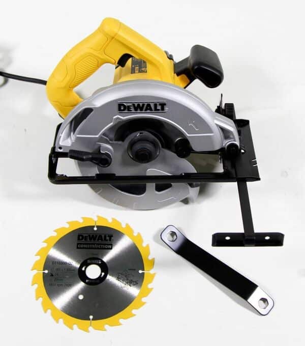 DeWalt DWE550-QS Scies Circulaires 750 W Jaune/Noir/Gris 15,9 cm [Classe énergétique A+]