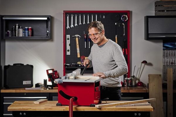 Einhell Scie circulaire sur table TC-TS 210 (max. 1200 W, Ø210 x Ø30 mm lame de scie, butée d’angle (+/- 60°), butée parallèle dotée d’un dispositif de blocage des deux côtés) [Classe énergétique A+]