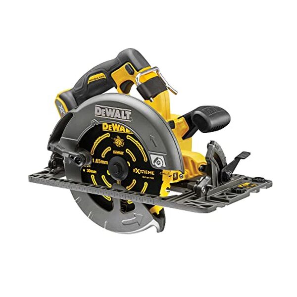 Découvrez notre test détaillé de la scie circulaire DeWalt DCS579T2 FlexVolt 54 V : performances, caractéristiques et verdict final pour les professionnels.