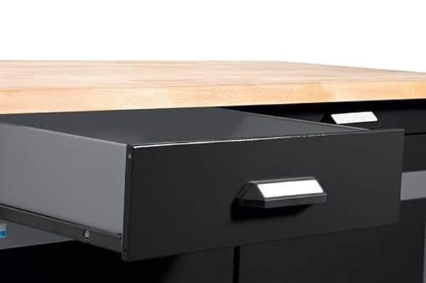 Découvrez notre test détaillé de l'établi Küpper 12059 : robustesse, praticité et performance pour vos projets de bricolage et menuiserie.