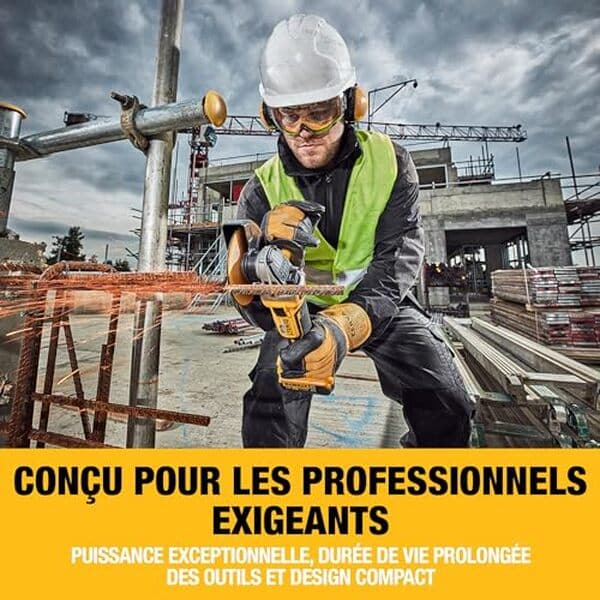 Découvrez notre test détaillé du kit d'outils Dewalt DCK422P3T-QW : performances, fiabilité et polyvalence pour vos travaux de bricolage et construction.