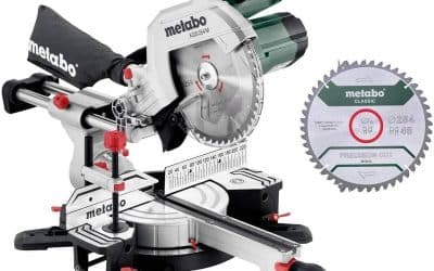 Test de la scie radiale Metabo KGS 254 M : précision et puissance